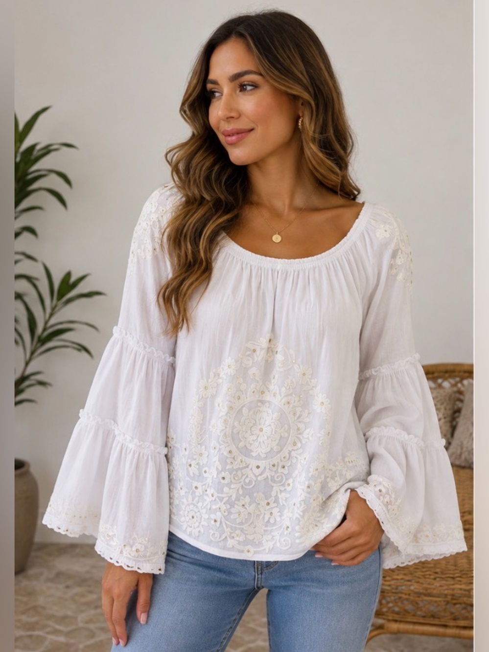 Beautiful Ruby Yaya women’s boho-style embroidered blouse in size Small.